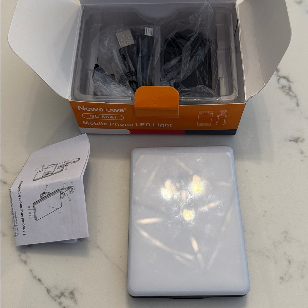 Newmowa SL-60AI mobile phone LED light - Picture 2 of 3